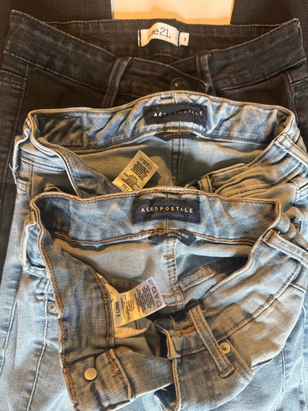 Bundle-Women Skinny Jeans — 2 Light Blue & 1 Black Pair - Picture 2 of 8